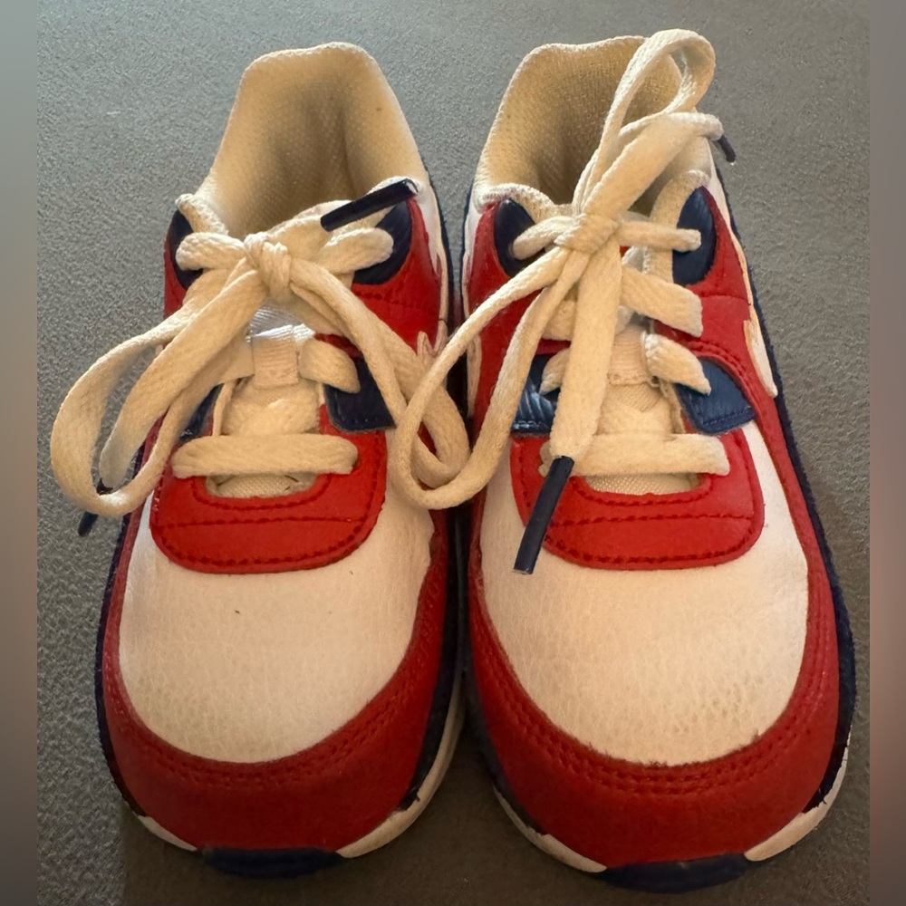 Toddler Nike Air sneakers